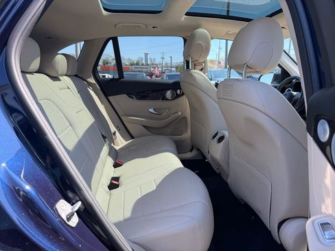 Used 2018 Mercedes-Benz GLC 300 4MATIC image 26