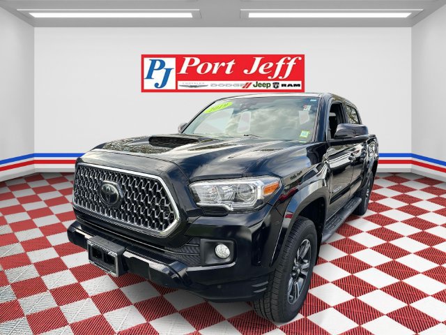 Used 2019 Toyota Tacoma TRD Sport AWD/4WD image 1