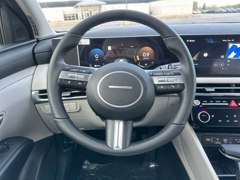New 2025 Hyundai Tucson SEL image 11