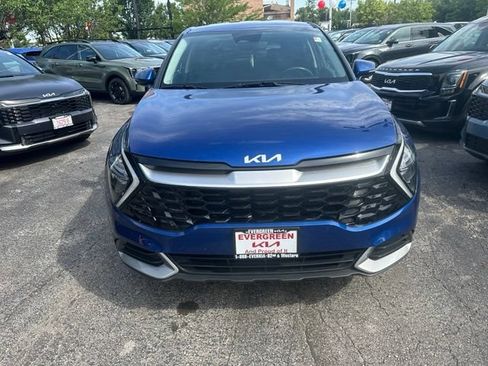Used 2023 Kia Sportage EX FWD image 2