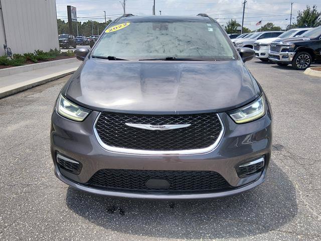Used 2022 Chrysler Pacifica Touring-L FWD image 8
