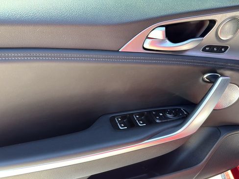 Used 2018 Kia Stinger GT2 AWD/4WD image 11
