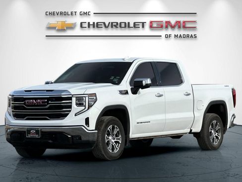 Used 2025 GMC Sierra 1500 SLT image 7