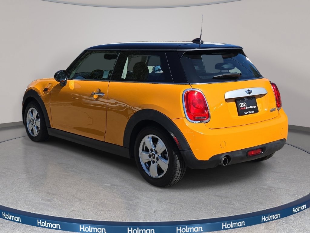 Used 2015 MINI Cooper 2-Door Hardtop FWD image 8