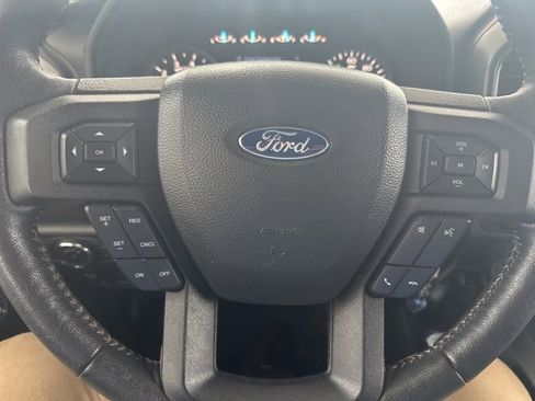 Used 2019 Ford F150 XLT w/ Equipment Group 302A Luxury image 19