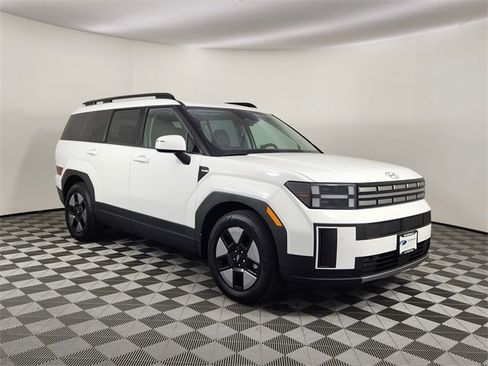 Certified 2025 Hyundai Santa Fe SEL image 6