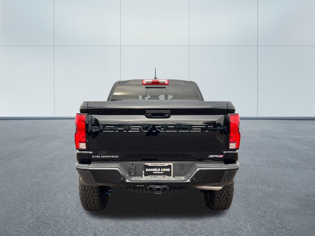 New 2026 Chevrolet Colorado ZR2 w/ Technology Package AWD/4WD image 4