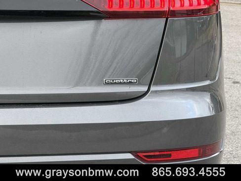 Used 2019 Audi Q8 Prestige image 37
