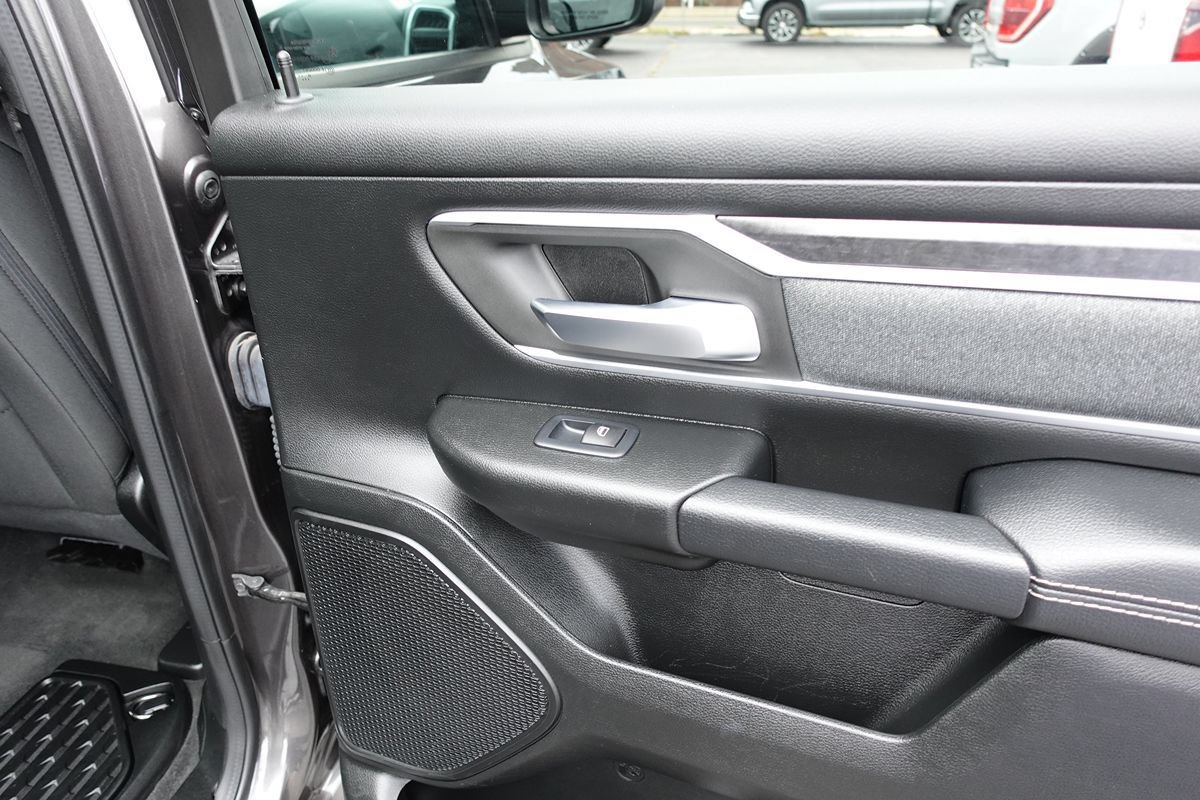 Used 2020 RAM 1500 Big Horn AWD/4WD image 28