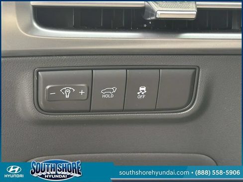 Certified 2025 Hyundai Tucson SEL AWD/4WD image 22