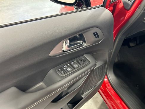 New 2026 Chrysler Pacifica Select image 14