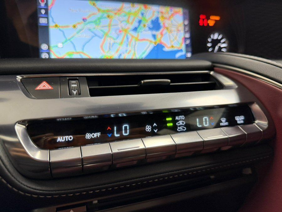 Used 2018 Lexus LC 500 Coupe w/ Sport Package RWD image 65