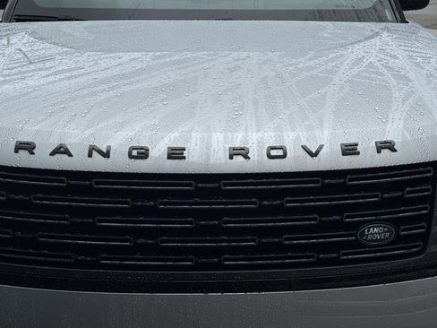Certified 2024 Land Rover Range Rover SE AWD/4WD image 11