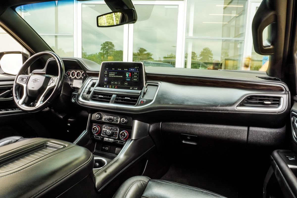 Used 2021 Chevrolet Tahoe Z71 w/ Rear Media and Nav Package AWD/4WD image 19