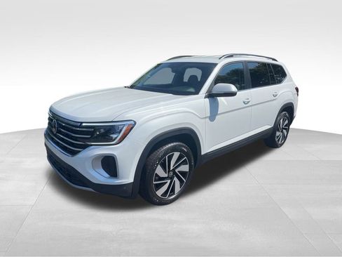 New 2026 Volkswagen Atlas SE FWD image 1