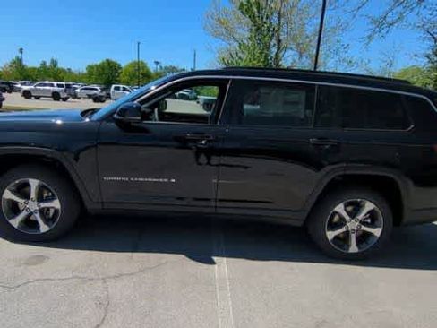 New 2026 Jeep Grand Cherokee L Limited AWD/4WD image 5
