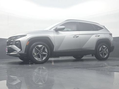 Used 2025 Hyundai Tucson SEL FWD image 30