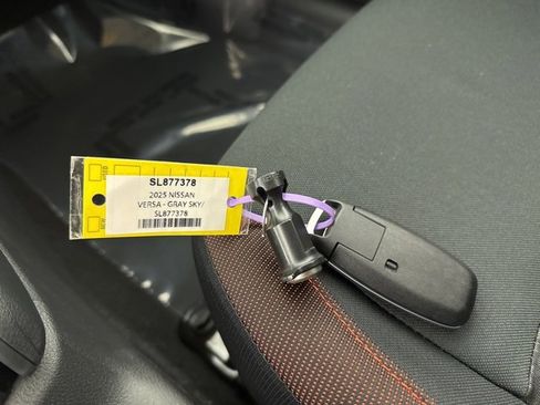 New 2025 Nissan Versa SR w/ Trunk Package image 27