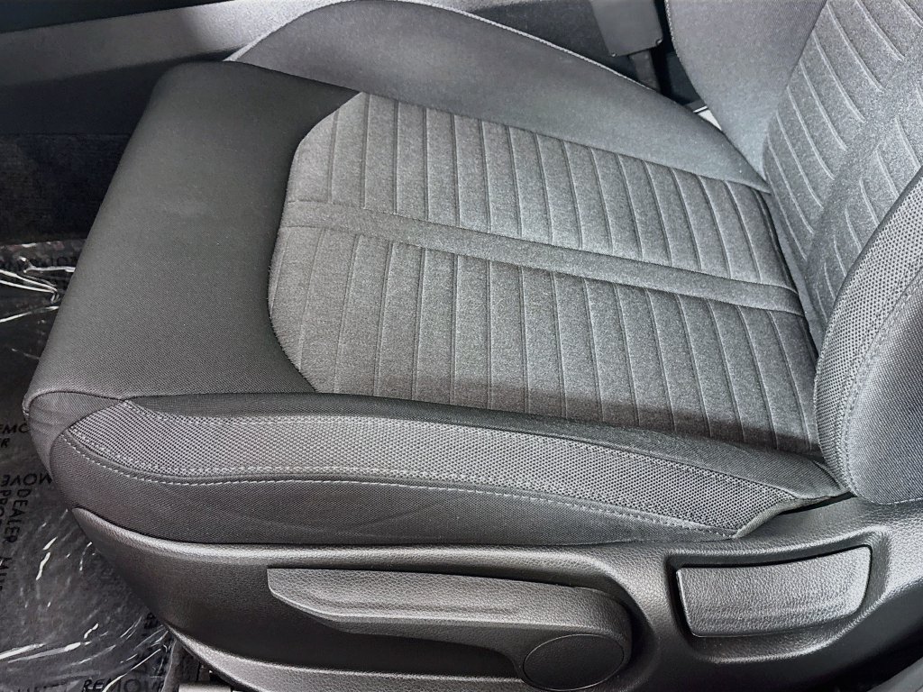 Used 2025 Kia K5 LXS FWD image 19