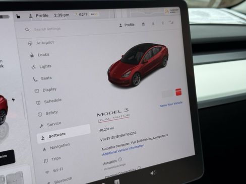 Used 2022 Tesla Model 3 Performance image 5