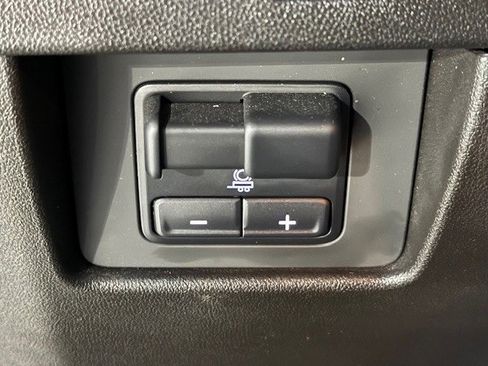 Certified 2024 Chevrolet Colorado Trail Boss w/ Advanced Trailering Package image 30