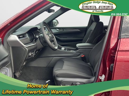 New 2025 Jeep Grand Cherokee L Laredo w/ Luxury Tech Group I image 17