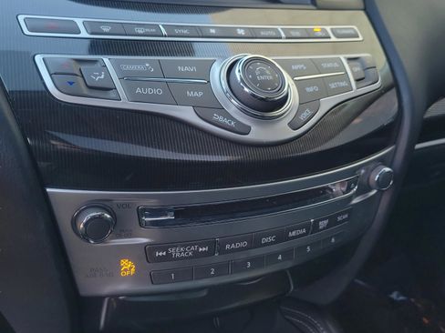 Used 2019 INFINITI QX60 Luxe w/ Essential Package image 17