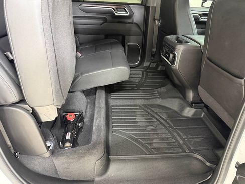 Used 2025 GMC Sierra 2500 SLT w/ SLT Premium Package AWD/4WD image 42