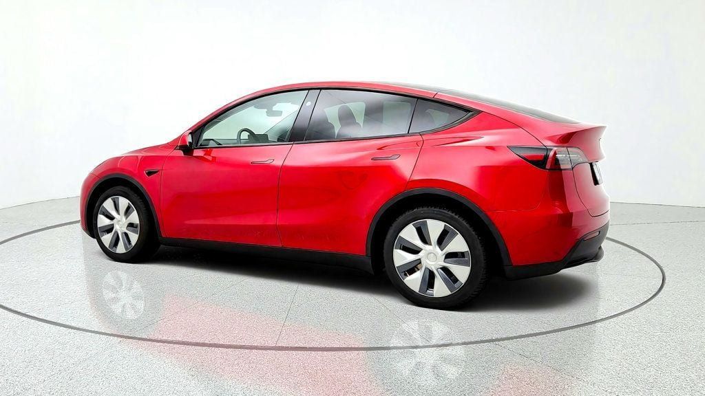Used 2023 Tesla Model Y Long Range AWD/4WD image 7