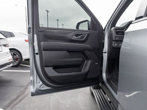 Used 2024 GMC Yukon AT4 w/ AT4 Premium Package image 14