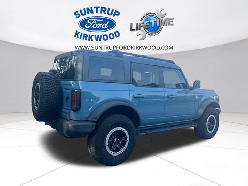 Used 2023 Ford Bronco Outer Banks w/ Sasquatch Package AWD/4WD image 6