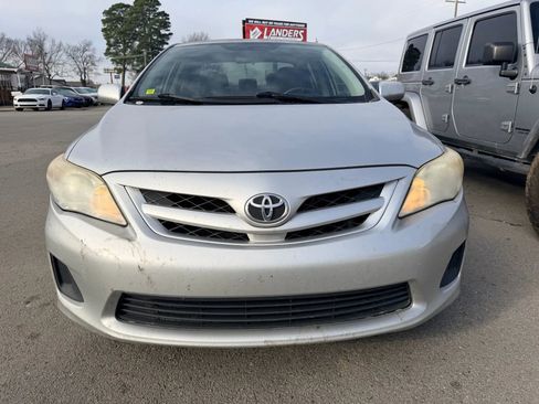 Used 2011 Toyota Corolla S image 2