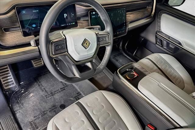 Used 2022 Rivian R1T Adventure AWD/4WD image 9