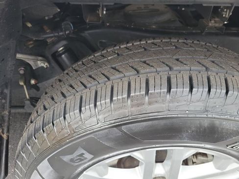 Used 2023 Toyota Tundra SR5 w/ SR5 Premium Package image 11