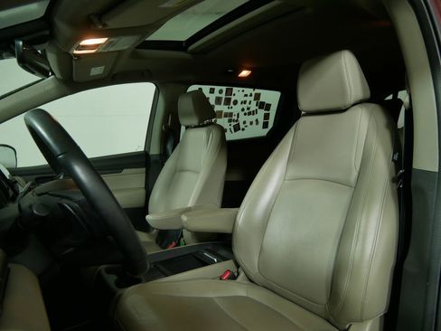 Used 2018 Honda Odyssey EX-L image 10