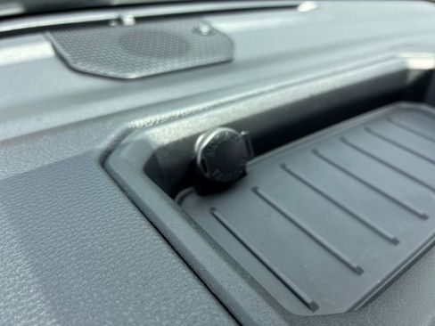 New 2026 Toyota Tundra Limited AWD/4WD image 39