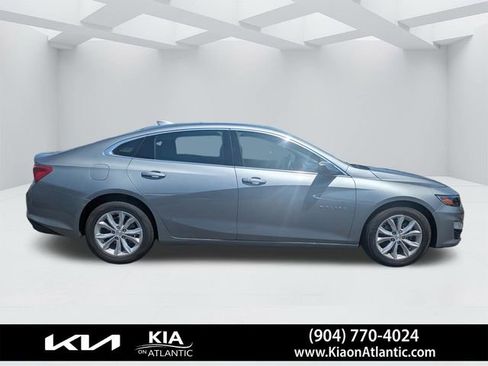 Used 2024 Chevrolet Malibu LT image 2