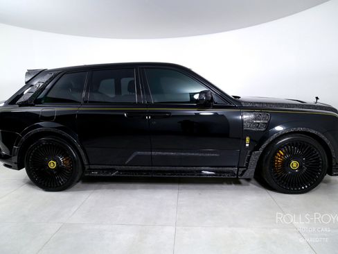 Used 2025 Rolls-Royce Cullinan AWD/4WD image 10