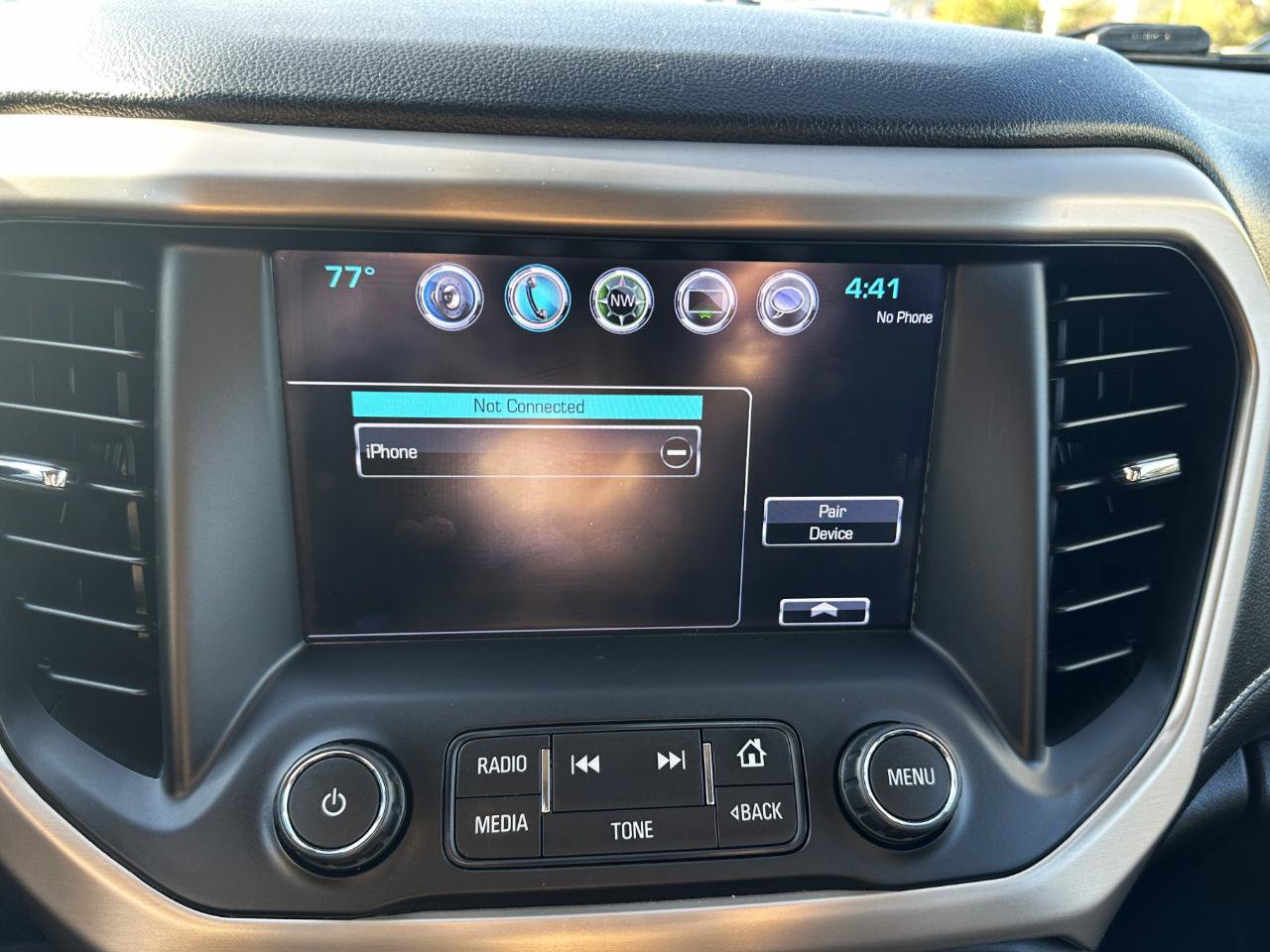 Used 2018 GMC Acadia Denali w/ Technology Package AWD/4WD image 84