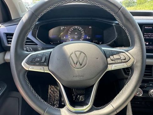 Certified 2023 Volkswagen Taos SE w/ Panoramic Sunroof Package AWD/4WD image 47