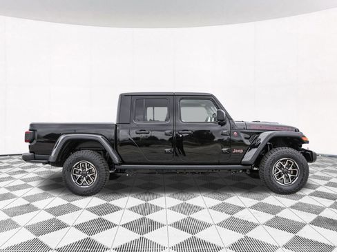 New 2025 Jeep Gladiator Rubicon w/ Convenience Group image 14