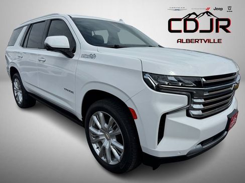 Used 2021 Chevrolet Tahoe High Country RWD image 1