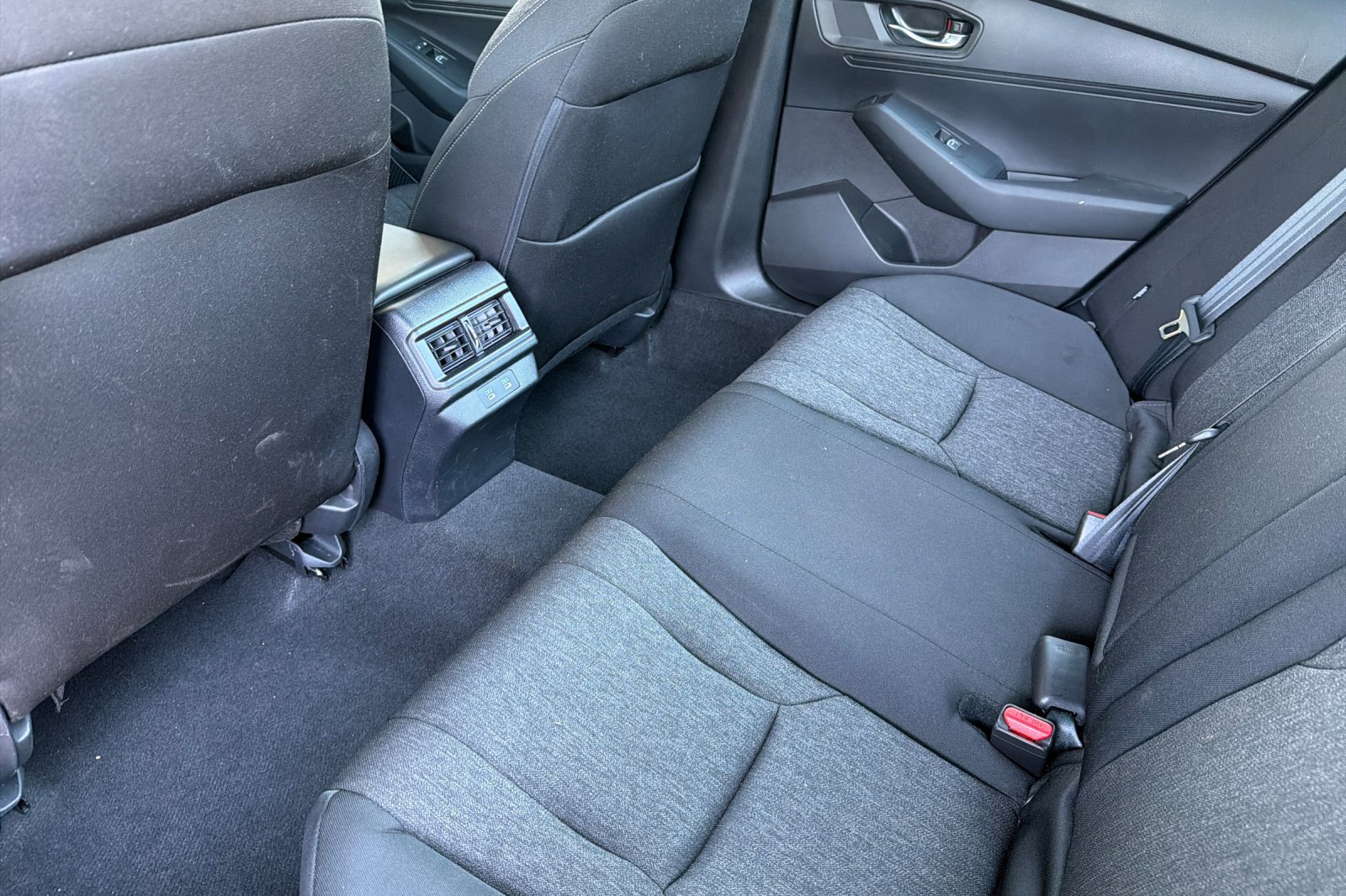 Used 2025 Honda Accord SE image 12