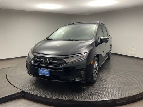 Used 2026 Honda Odyssey EX-L image 3