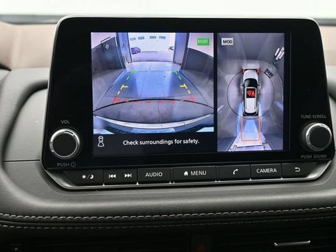 Used 2023 Nissan Rogue SL FWD image 43