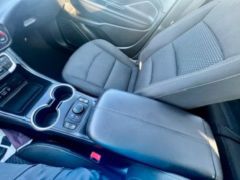 Used 2024 GMC Terrain SLE w/ Driver Convenience Package FWD image 30