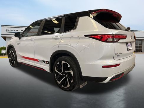 Used 2024 Mitsubishi Outlander Ralliart image 3