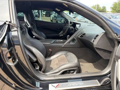 Used 2017 Chevrolet Corvette Stingray Coupe w/ Carbon Flash Badge Package RWD image 16