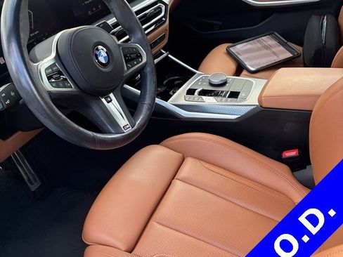 Used 2023 BMW 330i Sedan w/ M Sport Package image 3