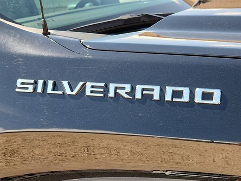 Used 2024 Chevrolet Silverado 1500 LT AWD/4WD image 8